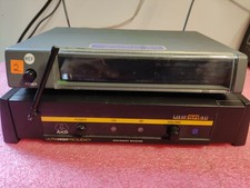 2 WIRELESS RECEIVERS AKG WMS