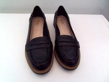 CLARKS SOMERSET WOMENS BLACK LEATHER SLIP ON SHOES SIZE 5.5 WIDE FIT