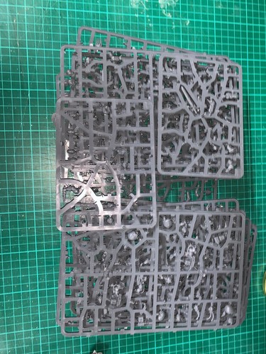 Warhammer 40k large assorted - 40k,