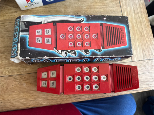 Vintage merlin electronic game - merlin,