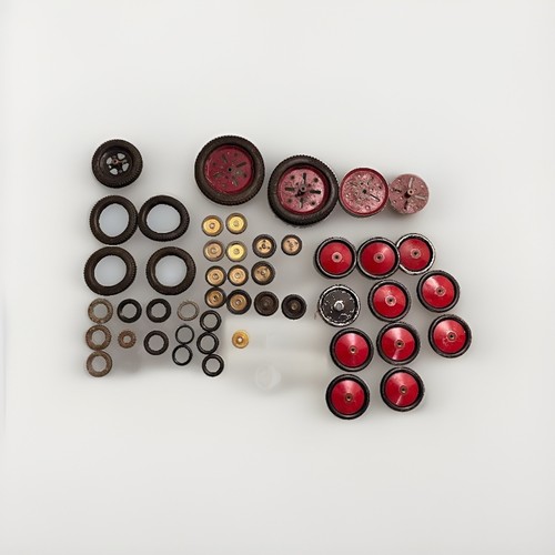 Vintage meccano wheels set - vintage,