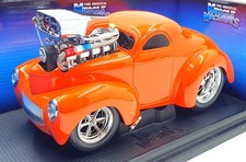 Muscle Machines 1/18 Scale Model 71165 - 1941 Jeep Willys Coupe - Orange