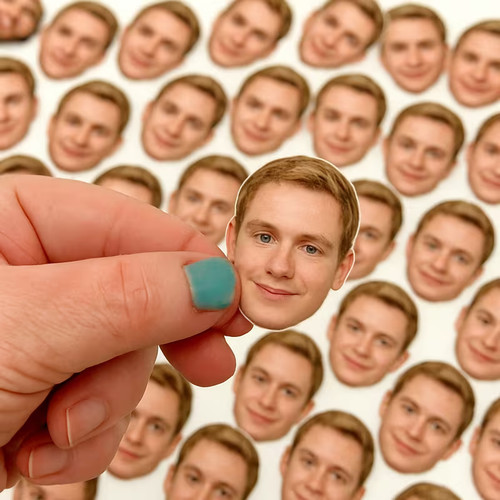 Custom photo face confetti - photo,