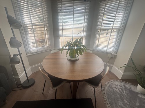 Round solid oak dining - round,