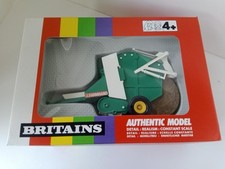 BRITAIN'S FARMING  No.9532     ROUND BALER.   