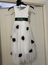flower girl dresses for
