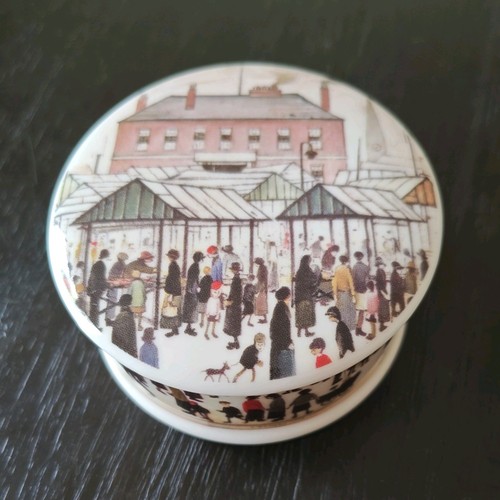 Lowry wren giftware - l.s.,