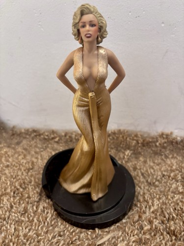 Marilyn monroe resin - marilyn,