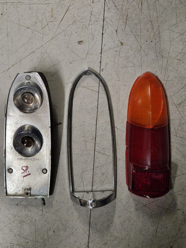 Mgb rear lamp l676 - rear, lamp,