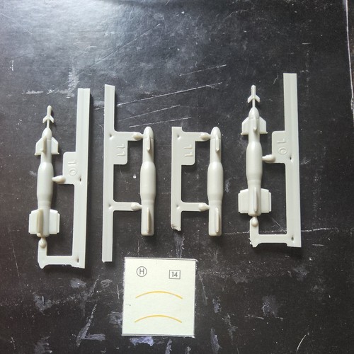 Heller french 400kg laser - 1/72,