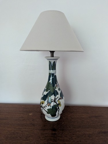 Japanese porcelain vase table - porcelain,