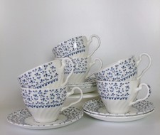 SIX ROYAL VICTORIA ROSE BOUQUET TEA CUPS & SAUCERS - GREAT CONDITION