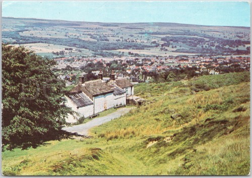 Ilkley vintage postcard - vintage,