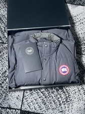 Canada Goose Gilet Men Size s Great Condition With The Box