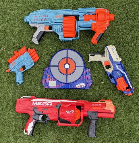 Nerf gun bundle including - 4,