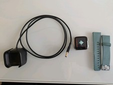 Fitbit Versa FB505 Smartwatch Health and Fitness Tracker Silver