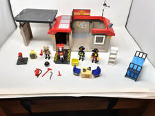 Playmobil 5663 City Action Take Along Fire Station - nearly complete