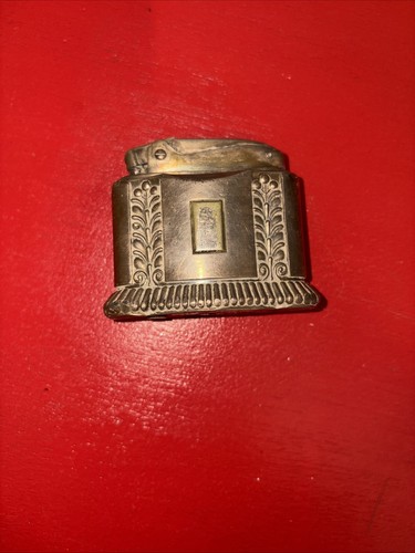 Empty vintage ronson - vintage, art