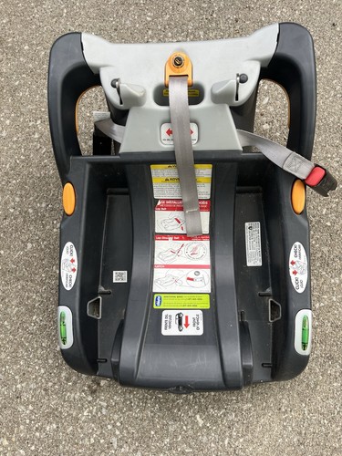 Chicco infant car - seat, base
