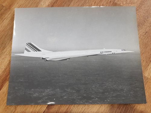 Concorde black and - concorde, white