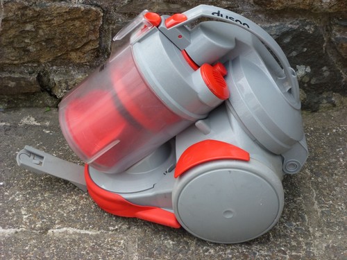 Dyson dc05 cylinder vacuum - cylinder,