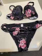 Bikini  sz 10 32 D Wolf & Whistle
