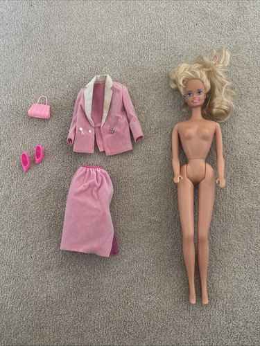 Barbie with pink blazer - ,