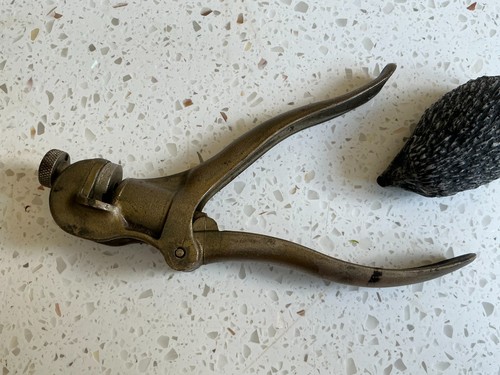 Vintage eclipse saw set - no,