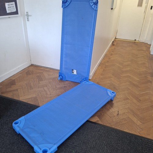 Junior stacking beds for - 2,
