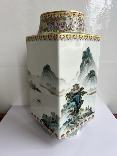 Rare chinese square - rare, famille