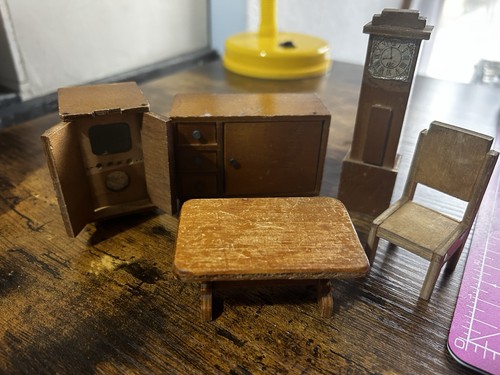 Vintage dolls house barton - vintage,