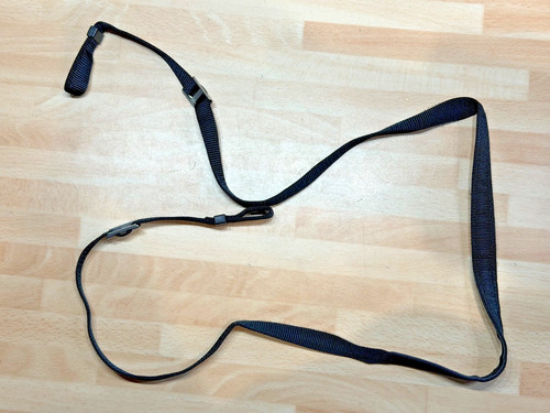 Nikon black standard shoulder - black,