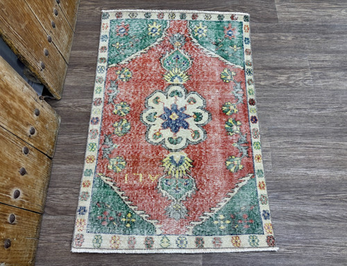2x4 red green - red, vintage