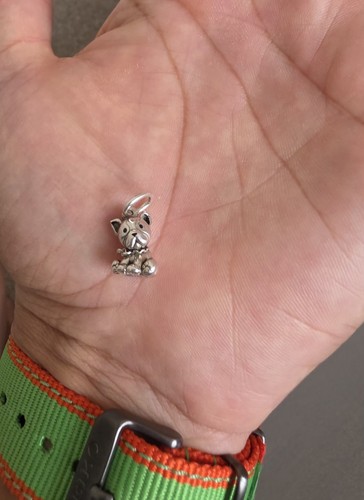 Pandora bulldog puppy dog - bulldog,