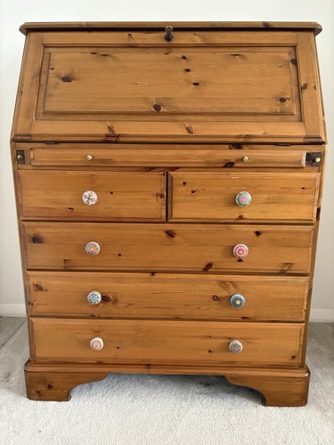 Ducal pine bureau great - bureau,