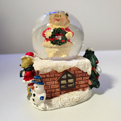 Vintage christmas snow globe - vintage,