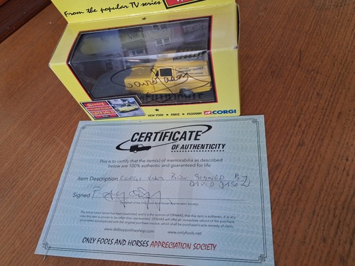 Corgi 05201 reliant - reliant, van