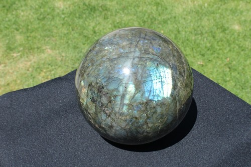 Labradorite quartz crystal - labradorite,