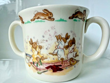 Bunnykins Royal Doulton Hug A