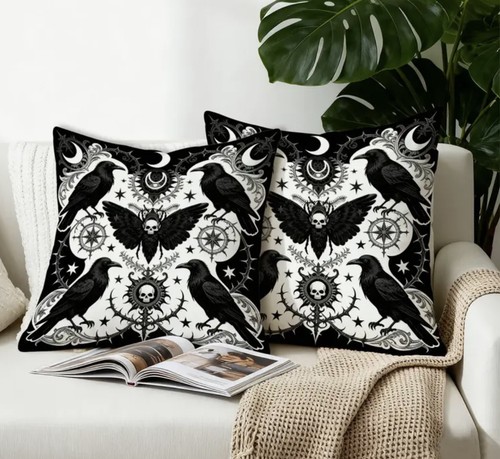 Pack raven gothic cushion - pack,