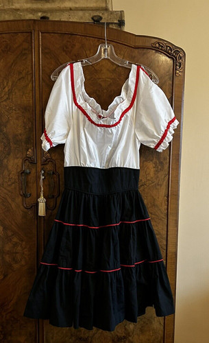 Vintage square dance - square,