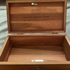 Vintage Lane Mini Cedar Chest