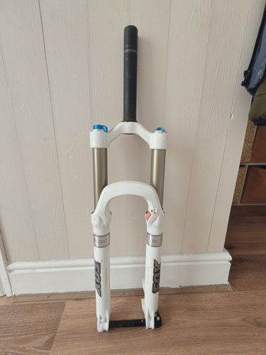 Fox 26inch lockout forks - fox,