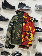 Supreme x The North Face Split