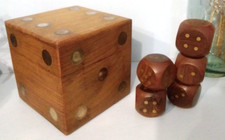 Wood & Brass Decorative Giant Dice Box & 5x Brass Inlay Smaller Dice Games Gift