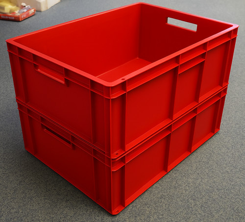 Red plastic storage removal - red,