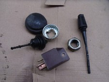 ⭐ PIAGGIO ZIP 50 FLY DIP STICKS REAR WHEEL NUT & COVER RELAY 06 MOPED⭐ FREE PP ⭐