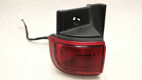 Elgrand passenger tail light - elgrand,