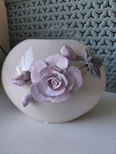 Cream ceramic oval vase with - vase,