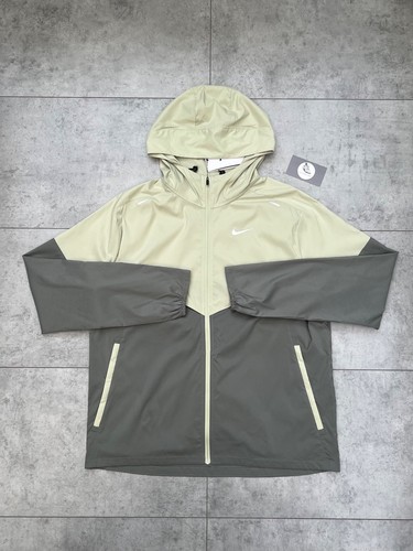 Nike windrunner jacket - uv,